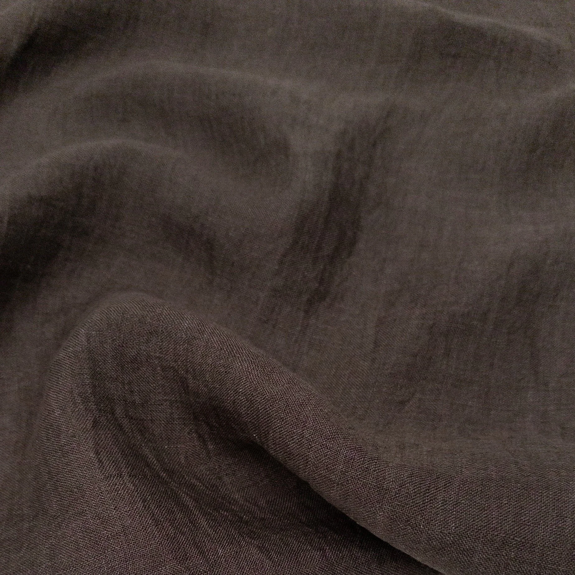 Light, airy, and effortless. Our new lightweight linen gauze arrives in a handful of elevated hues perfect for soft layers, dreamy dresses, and easy summer styling. It's your new warm-weather essential ☀️

Details: 100% Linen, 97 GSM, 52/53" wid