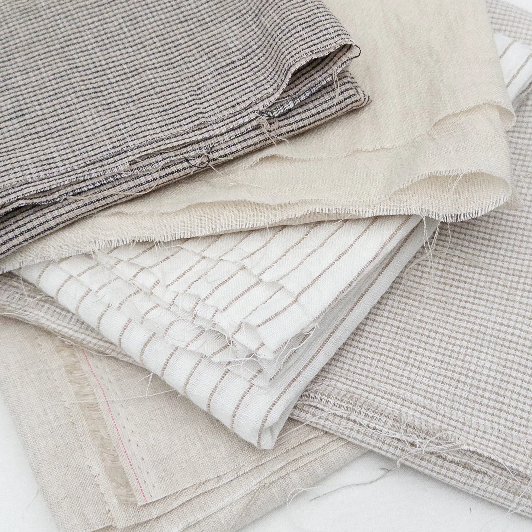 A little linen love. 🤍 Soft neutrals, natural texture, and all the inspiration you need in one stack.

#gordonfabricsltd #ss27 #springfabric #linenlove #springstyle