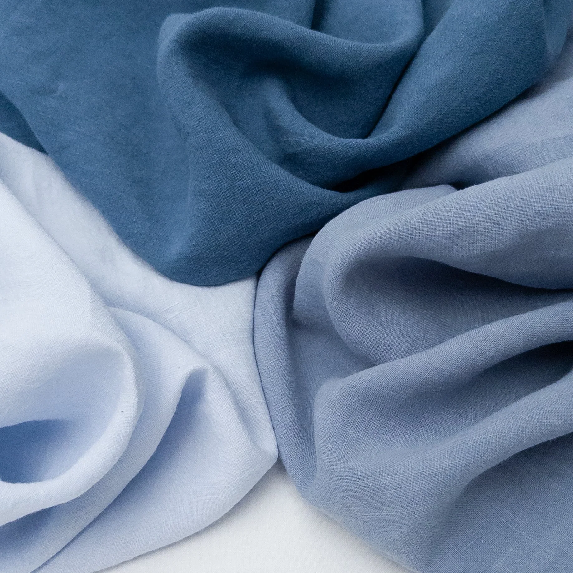 A fresh take on blue. 💙 Our best‑selling Cairo linen welcomes a new Chambray blue shade, alongside beloved Sky and Denim.

An airy, breathable 100% linen that is effortlessly wearable&mdash;made for everything from tops to flowy dresses, relaxed pan