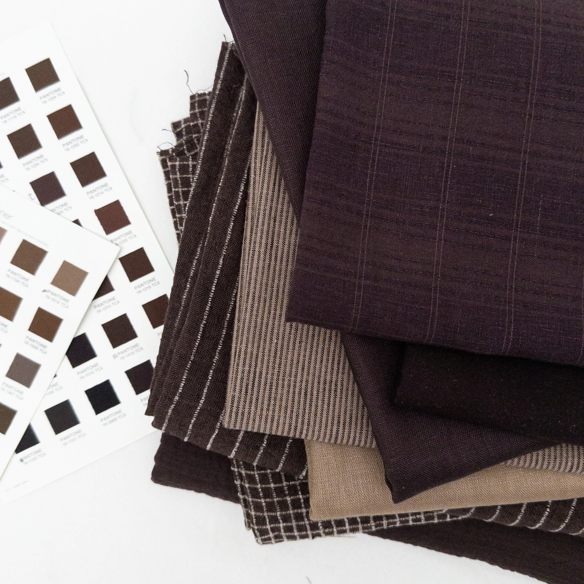 Shades of mocha and espresso in summer textures: linen, raw silk, and organic cotton double gauze are only the beginning. 

#gordonfabricsltd #fabricinspo #summertextures #linen