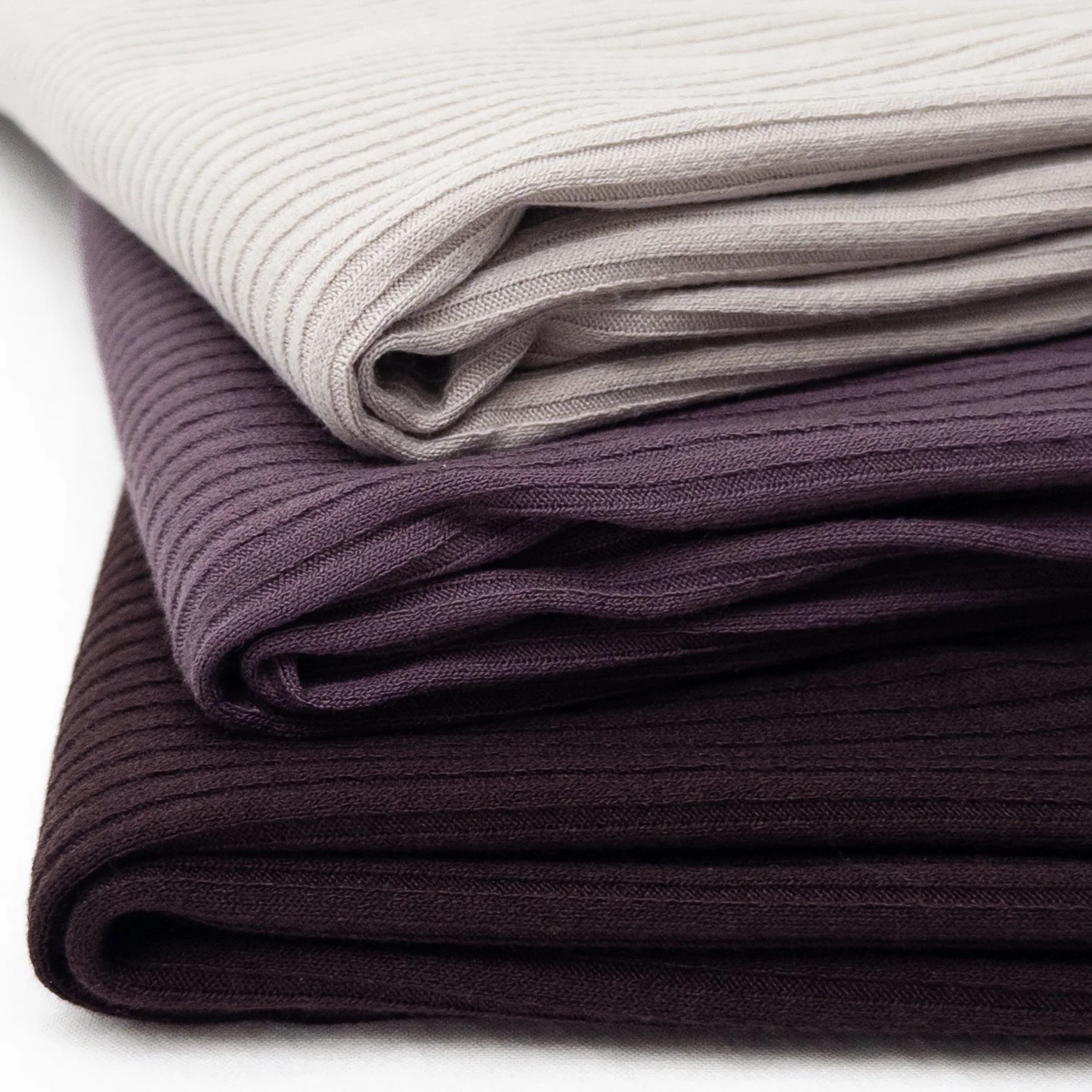 Jasper&mdash;one of our customer favourites for fall/winter. 🍂 A soft and cozy rib knit made with a blend of polyester, rayon, and spandex. At 295 GSM, it is a lovely weight for fall tops, skirts, dresses, or lounge sets.

New colours Espresso and P