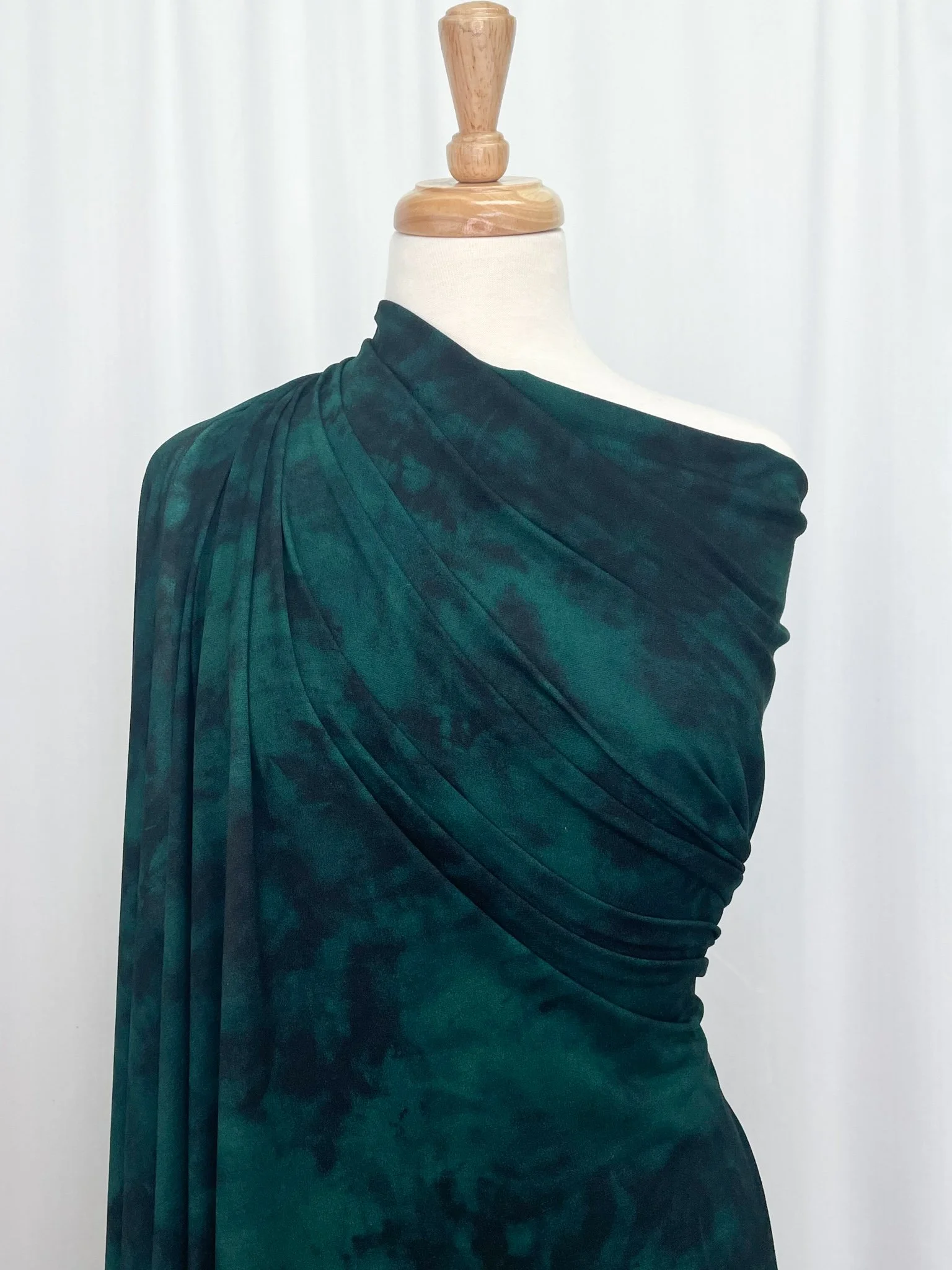 2719 - Dark Emerald
