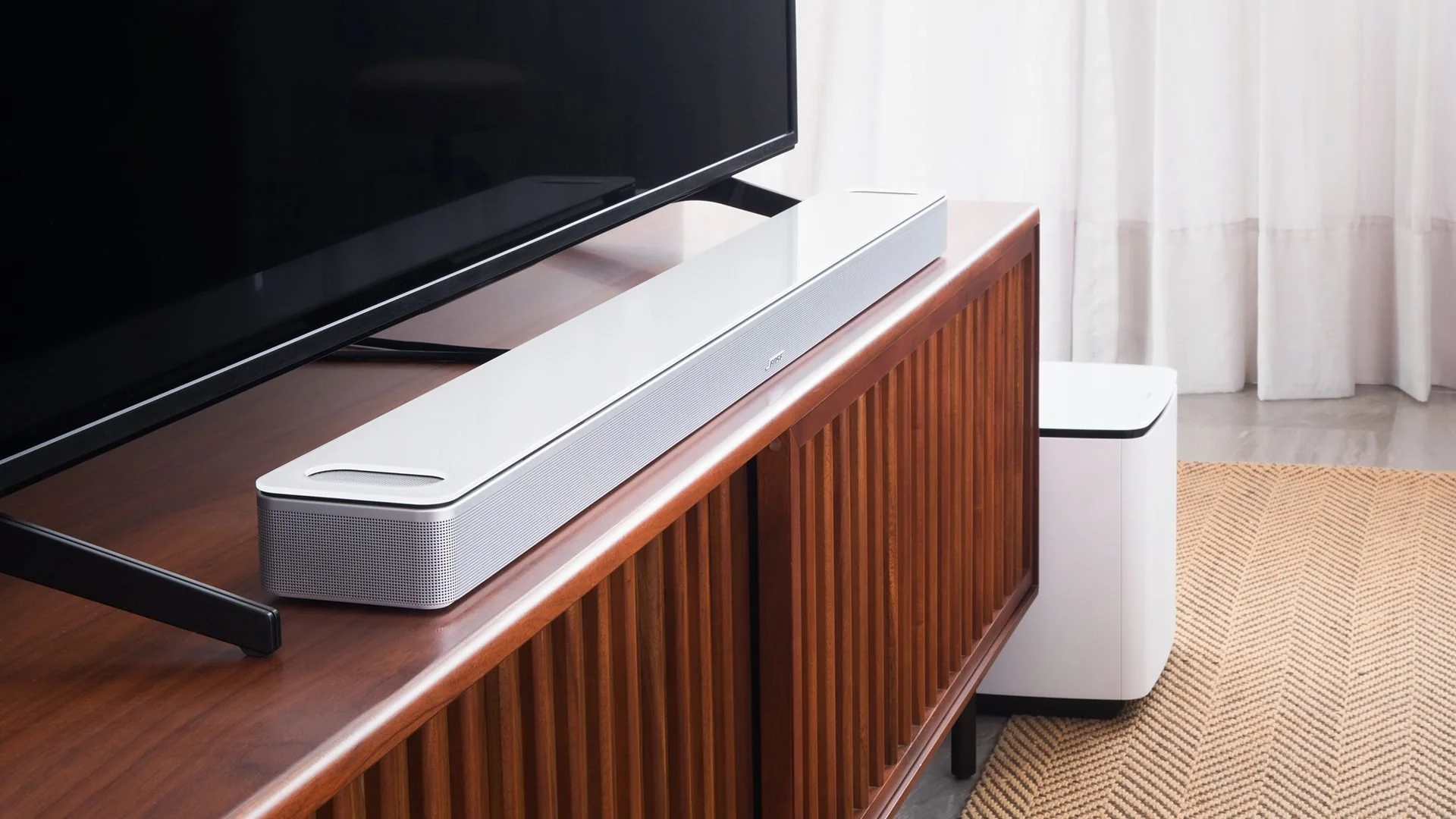 soundbar 900 white.jpeg