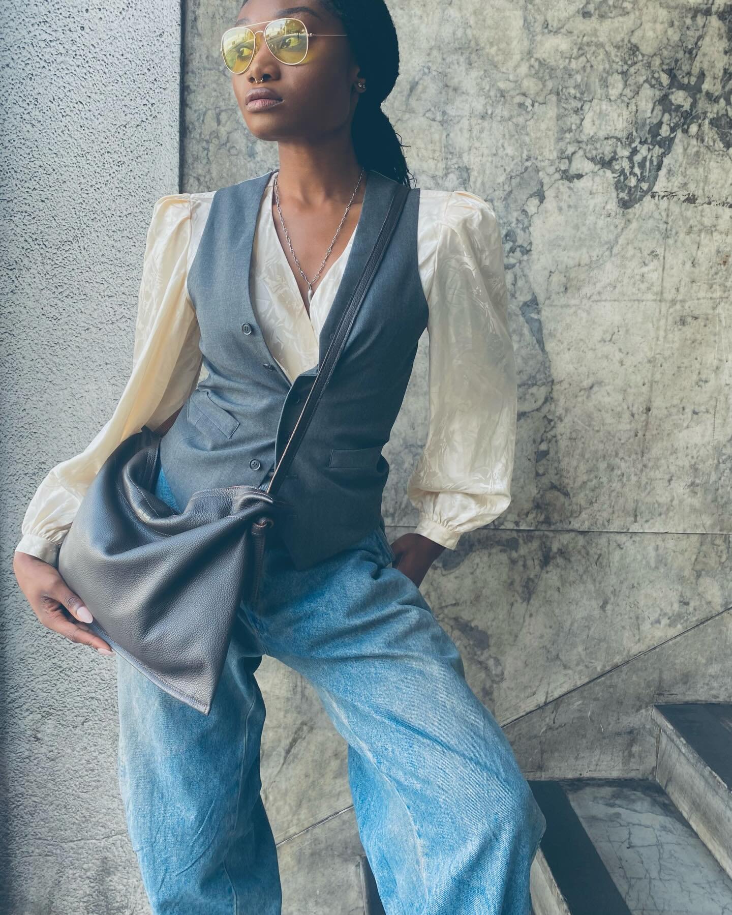 Adjust the drop and sling it crossbody:
the #gilli truly is a bag for the people

You make it distinctively your own each time you wear it.

Shop it in a range of tones (as well as our full assortment) at www.LANCEPIERRES.com.

#lancepierres #accesso