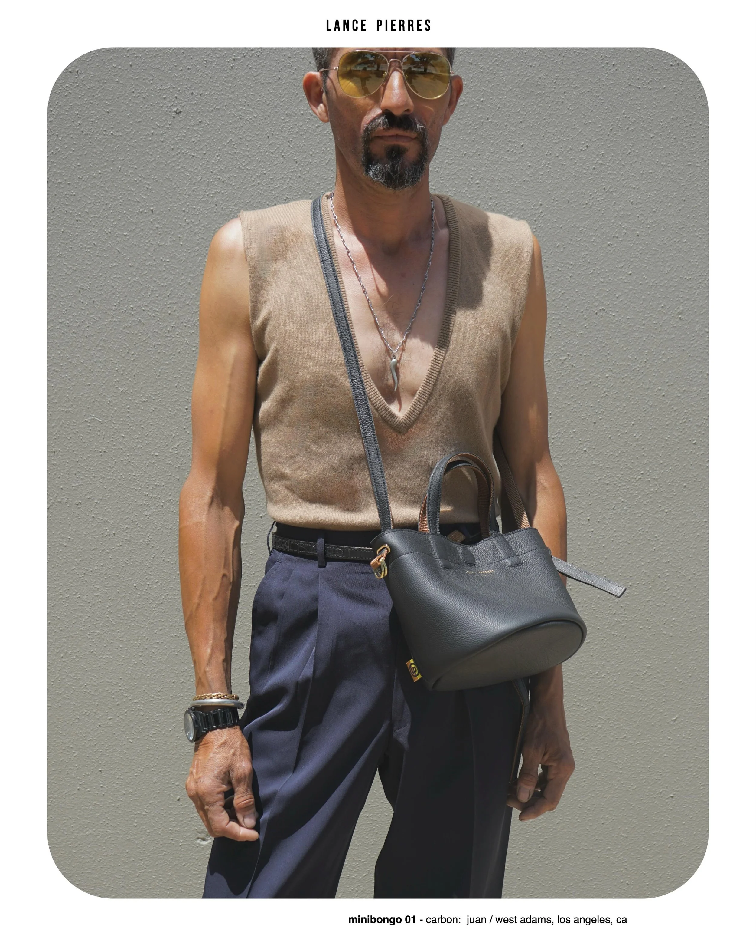 And the living is easy:
Carrying a lighter load&hellip;
Handsfree and hopelessly in love w/ la ciudad

the #minibongo is back!

Shop this style in a range of tones (along with our entire assortment) at www.LANCEPIERRES.com

#lancepierres #accessories