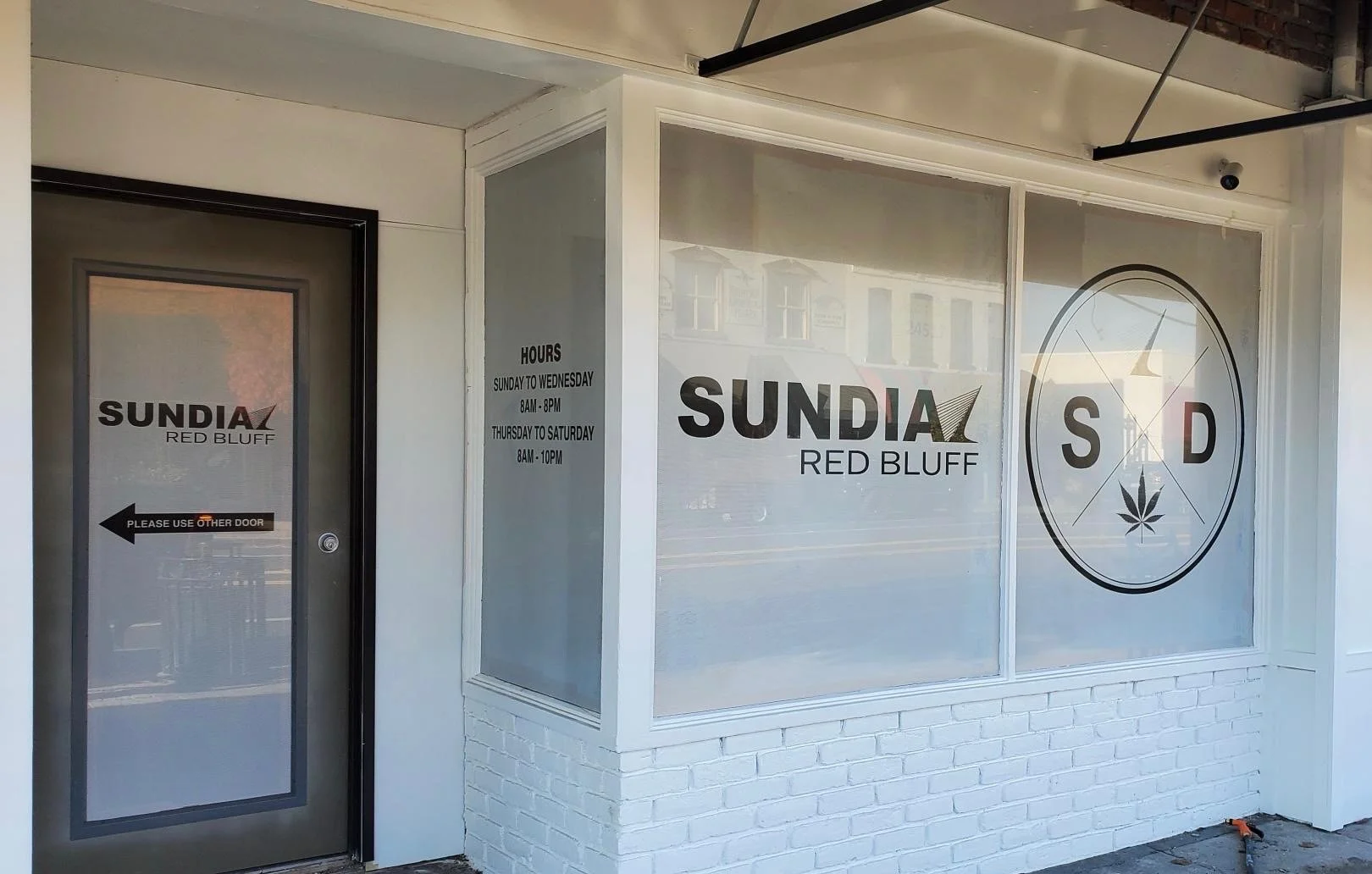 Best Cannabis Shop Near You Sundial Collective Weed Dispensary Red Bluff