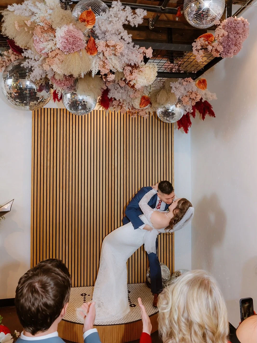 A lil disco ball razzle dazzle during A+C&rsquo;s ceremony courtesy of @bellawangphotography 🪩