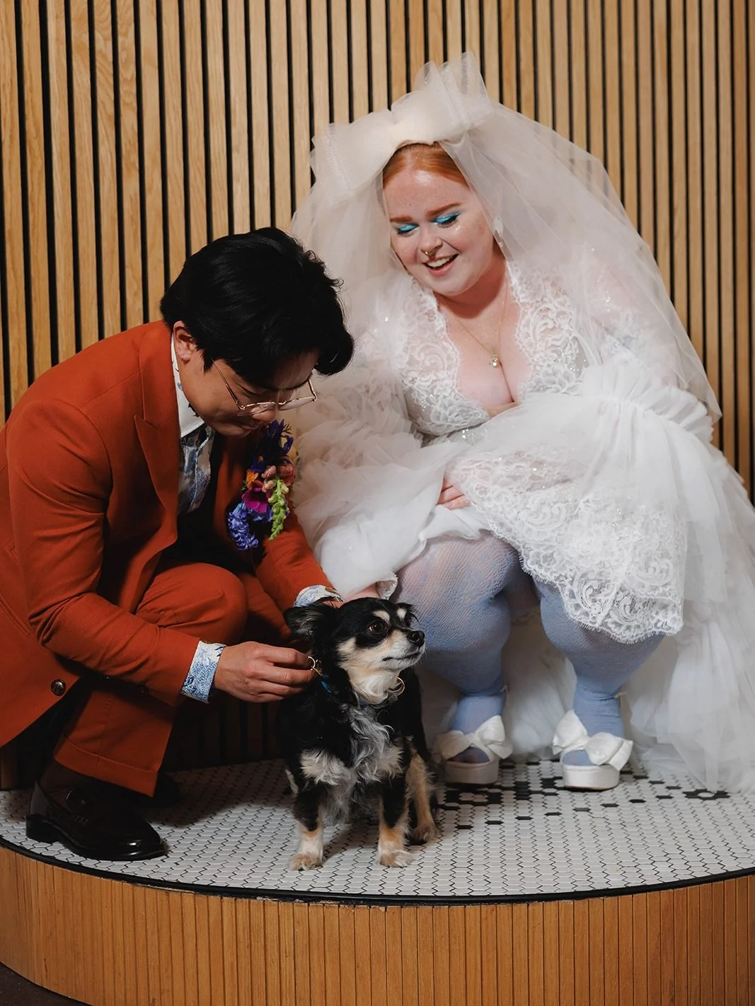 Just a few Dearly VIPs (very important puppies) 🐕 

1. Gemma (and Anna and Gwynne!) by @lensymichelle 
2. Jepsen by @luzs.lens 
3. Kiyo by @amandamacchiaphoto 
4. Ollie by @lensymichelle 
5. MOOSE at BUENAS from, like, 1 hour ago by @buenasbrand