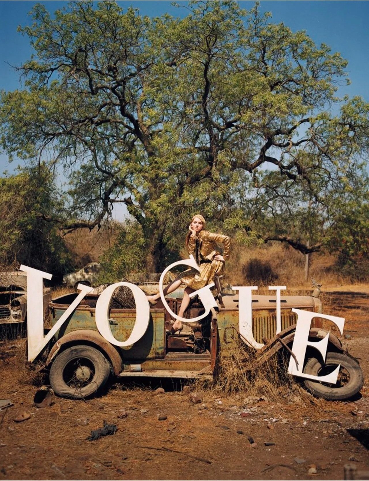 tim-walker-6-27apr15-vogue.jpg