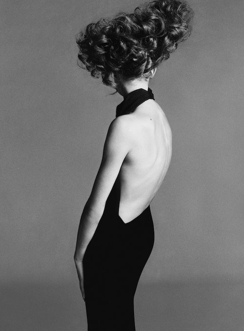 Jean Shrimpton, evening dress by Galitzine, Hair by Alexandre, Paris, August 1965