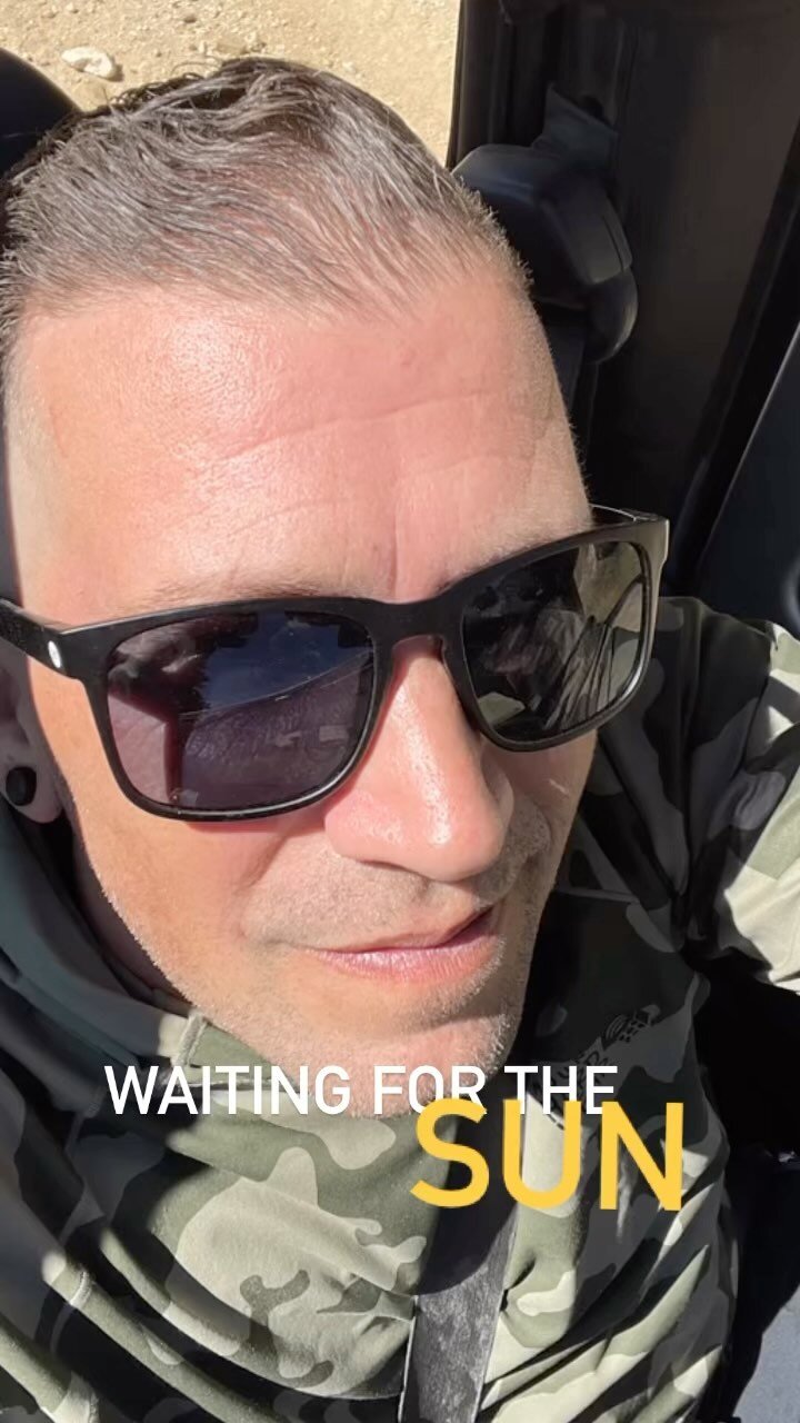 Waiting for the sun. #lostvegan #jonpoulson