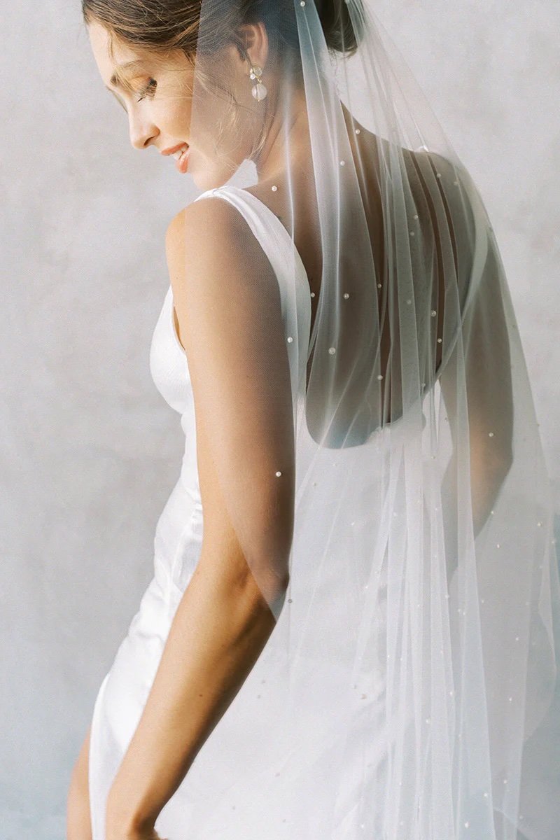 AVA l PEARL VEIL