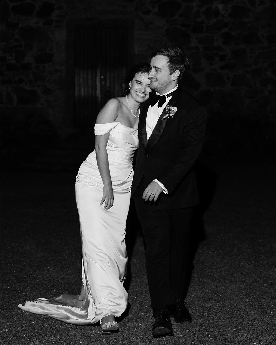 What could be more perfect? 🏹✨🦢

Photographing Yuliana and Luca amongst the golden amber tones of autumn that surrounded @neidpath_castle was beyond dreamy 🍂✨

Location @neidpath_castle 
Photography @forloveandthistle 
Videography @withpatrickwedd