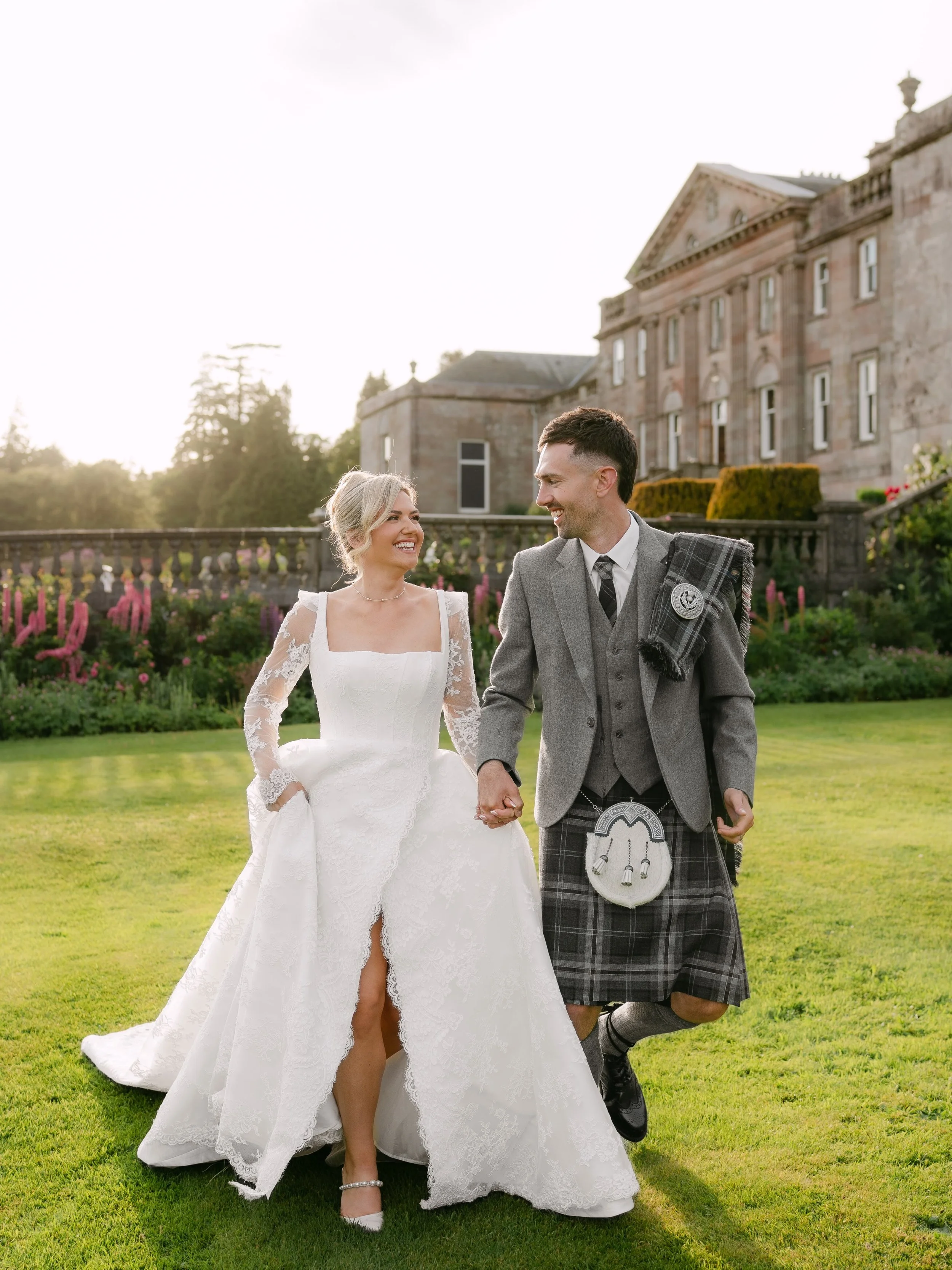 Signed, Sealed, Delivered 🏹✨

It&rsquo;s delivery day for Chloe &amp; Ryan. The most gorgeous day @springkellhouse

Location @springkellhouse 
Photography @forloveandthistle 
Celebrant @carolinemortimerhumanist 
Videographer @vividdigitalweddings 
C