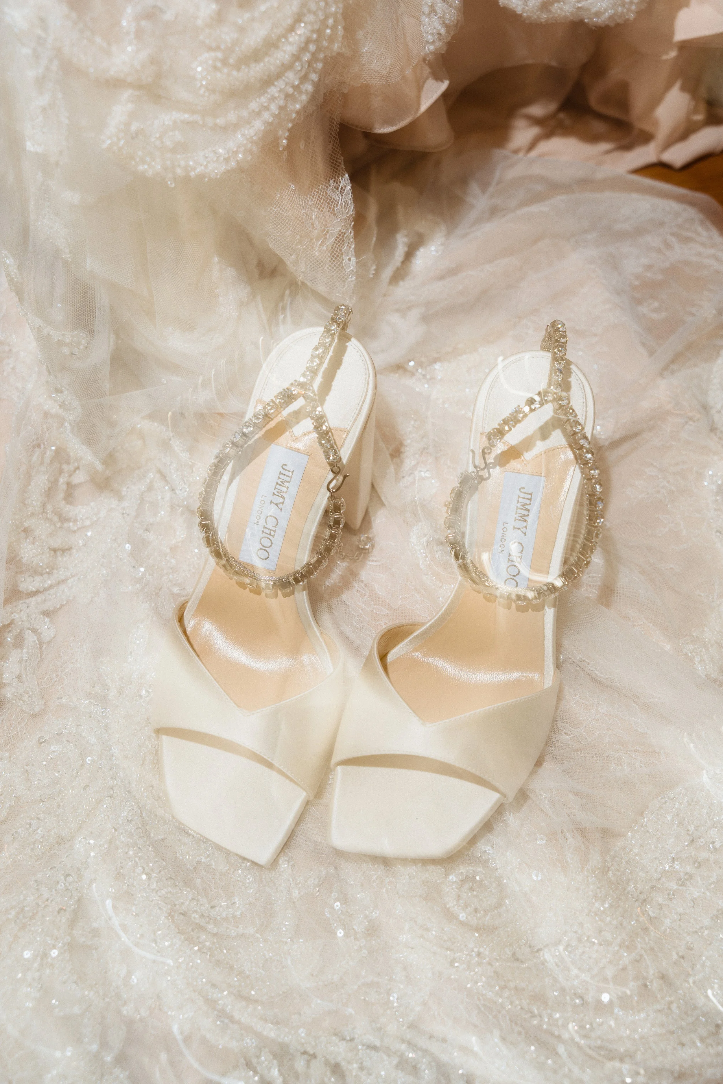 FOR LOVE & THISTLE PHOTOGRAPHY - ELLE & CHRIS - CORNHILL CASTLE - PREVIEWS-9.jpg