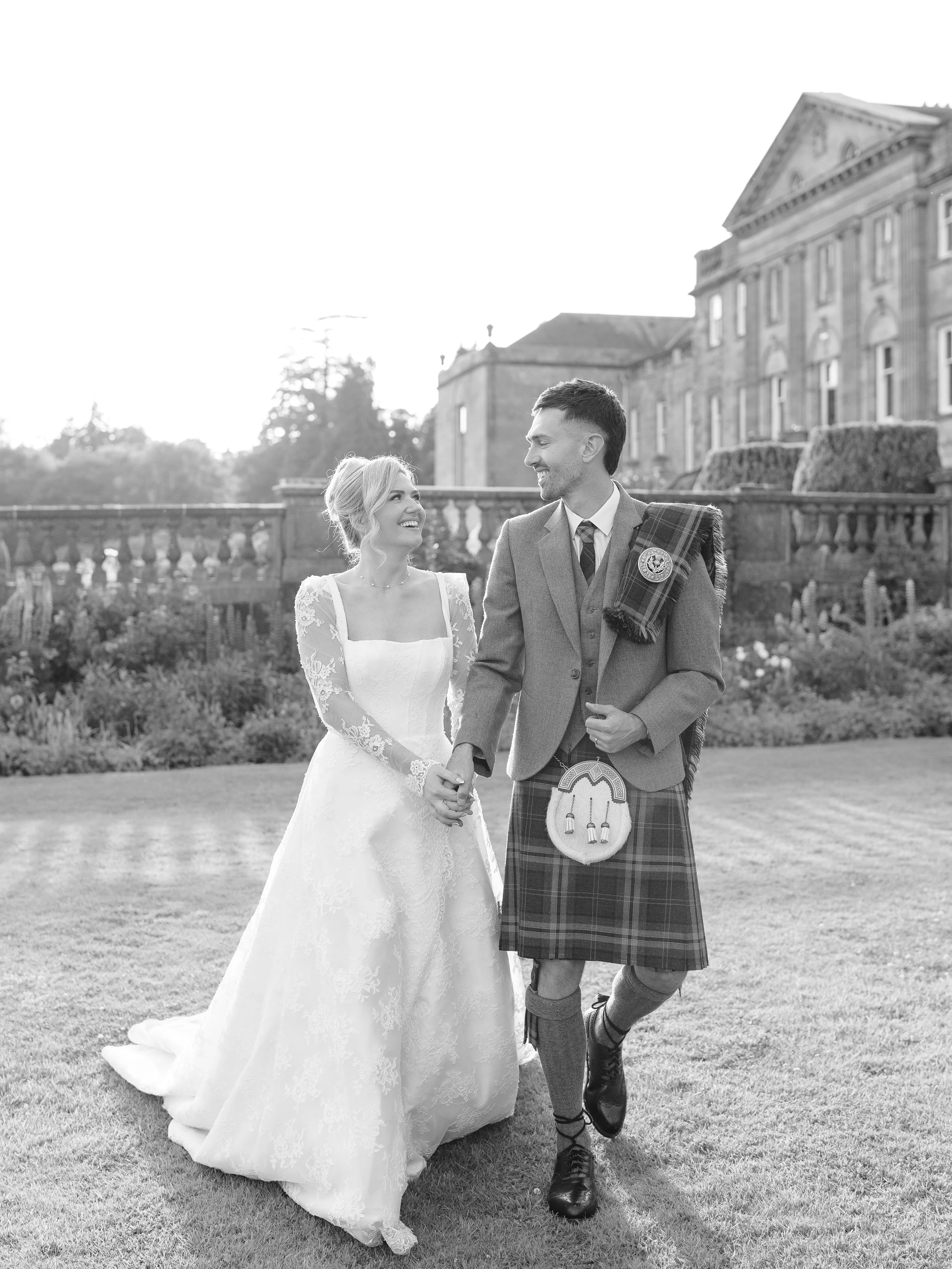 FOR LOVE AND THISTLE - CHLOE AND RYAN - SPRINGKELL HOUSE - EVENING PORTRAITS-47.jpg