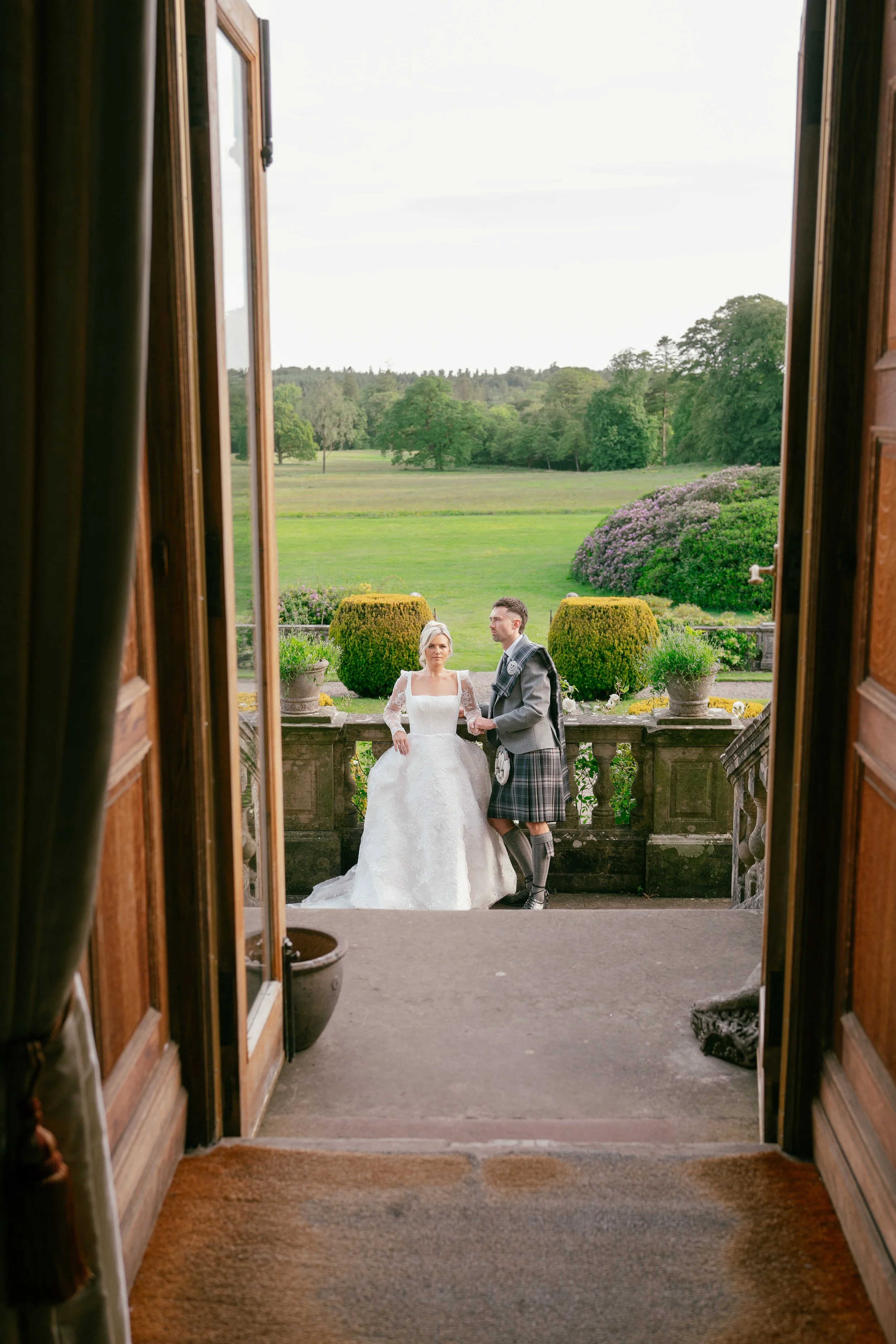 FOR LOVE AND THISTLE - CHLOE AND RYAN - SPRINGKELL HOUSE - EVENING PORTRAITS-1.jpg