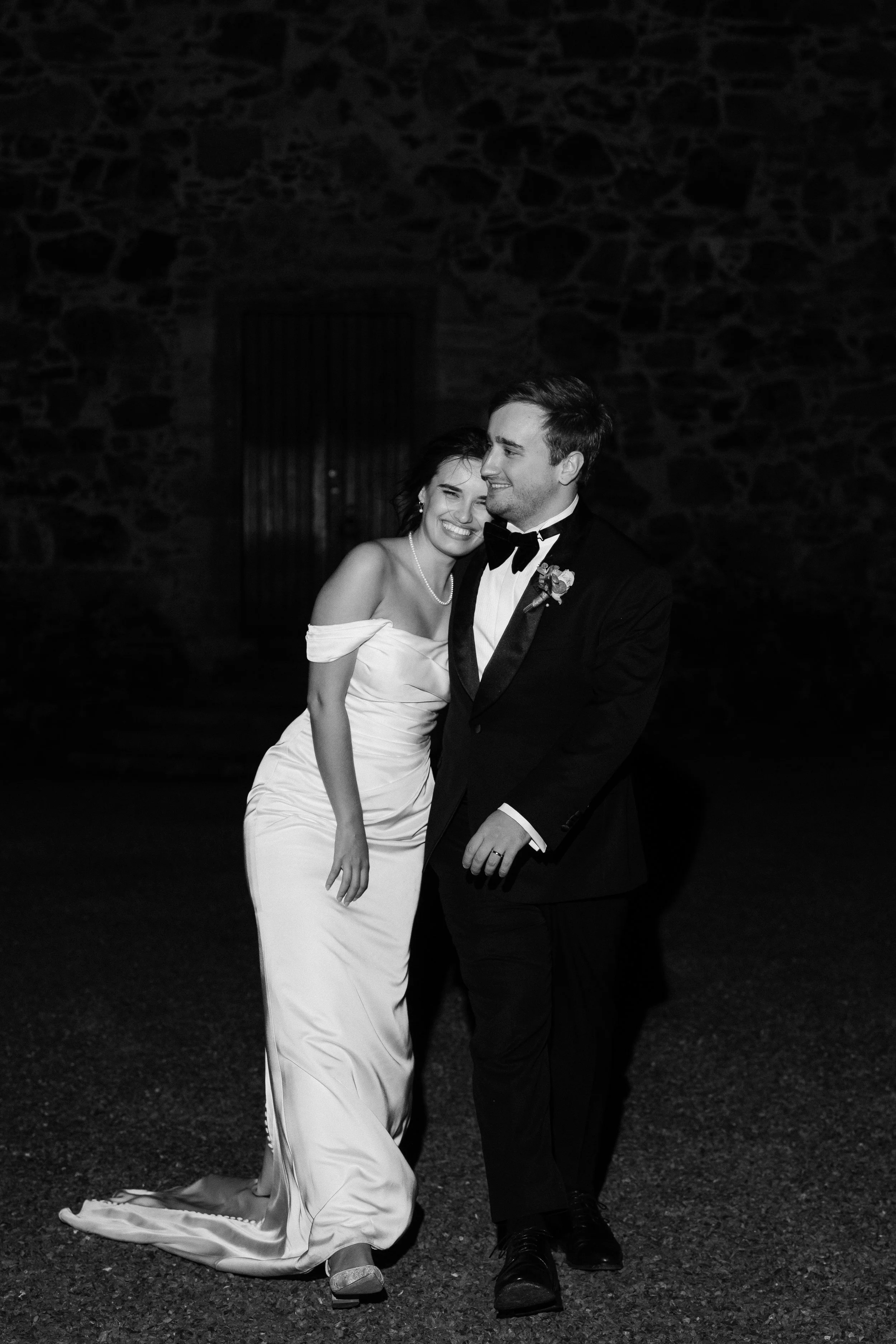 FOR LOVE & THISTLE PHOTOGRAPHY - YULIANA & LUCA - NEIDPATH CASTLE - PREVIEWS-43.jpg