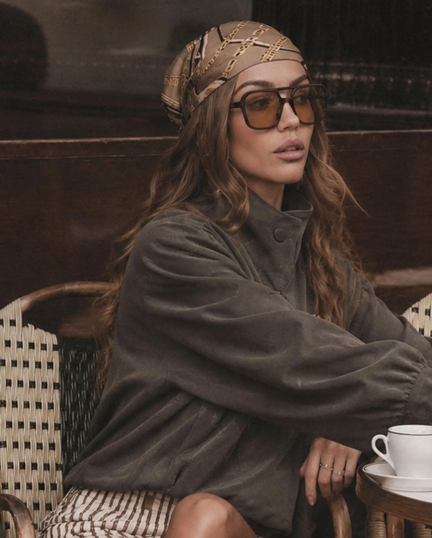 this look. obsessed. the scarf🙌🏻