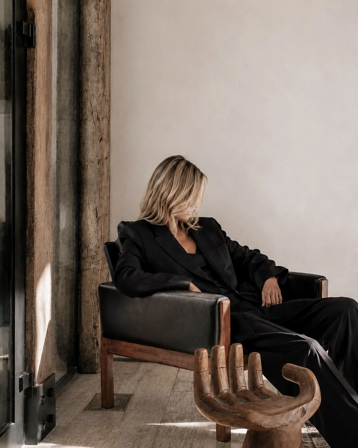 Back to where it all began.
Furniture was always the first language.
Objects with weight. Patina.
Pieces that have lived a life before finding their next one.
No trends. No replicas. Just a tightly curated edit of rare vintage, sculptural forms, and 