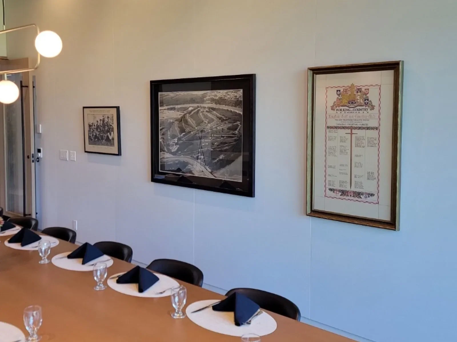 B.O.S.S.® Stretched fabric acoustic system
