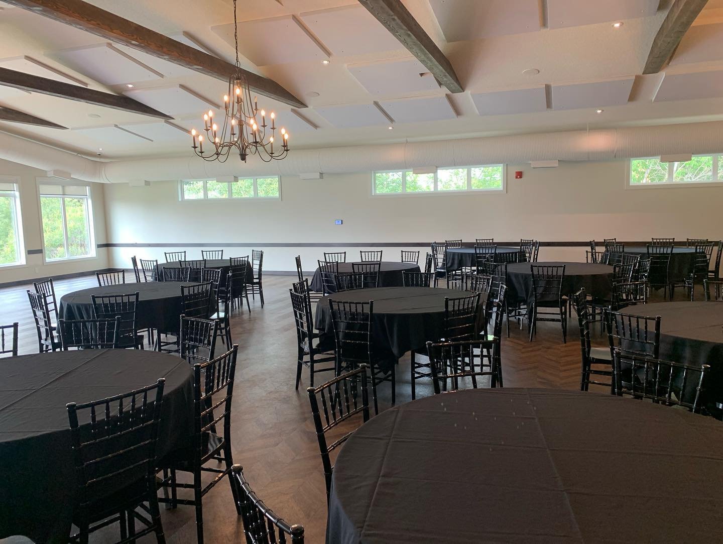 Leduc Golf Course Banquet Area.jpg