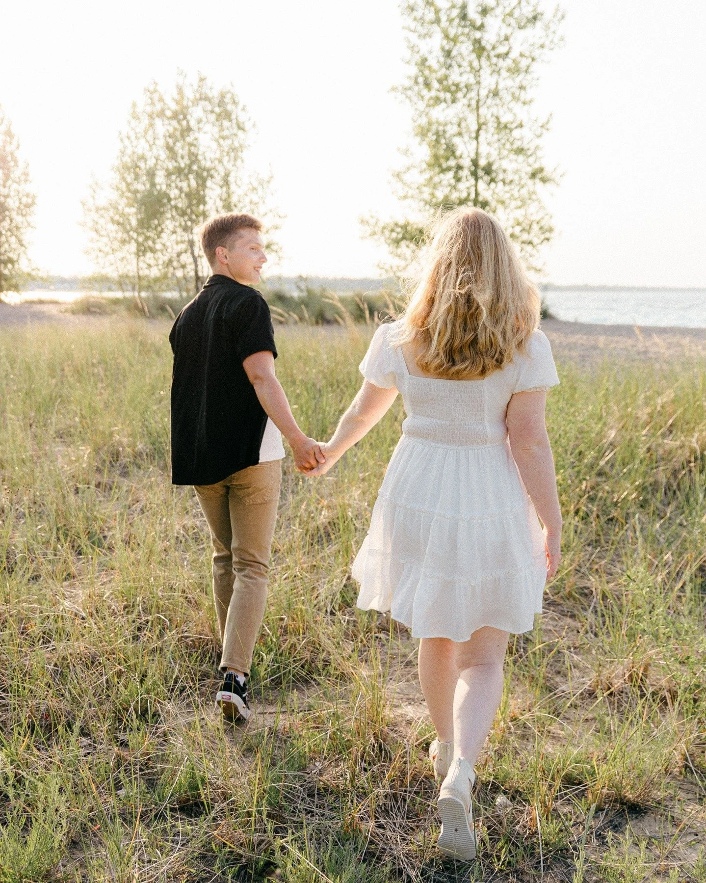 Brooke &amp; Cam just had their wedding consultation and they'll be getting married in under 4 weeks!! 😍 They'll be getting married at @fergusonestates and it's going to be so beautiful at their outdoor ceremony under the sun 🌤️

2026 dates are boo