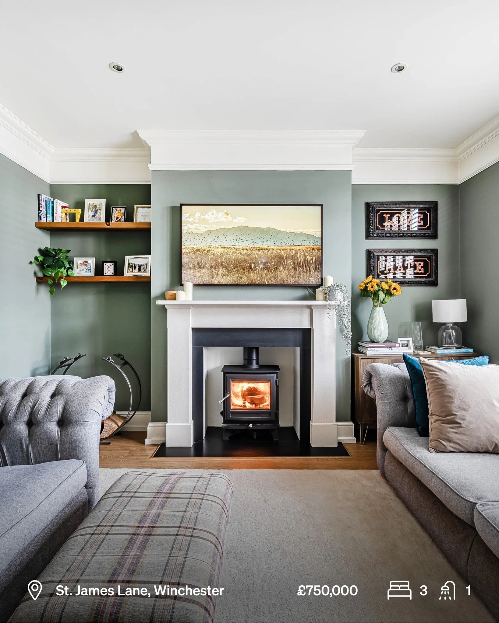 Nestled along the highly sought-after St. James Lane, this beautifully presented three-bedroom period home perfectly blends timeless character with a modern finish &mdash; all just moments from Winchester&rsquo;s historic city centre ✨

🛋️ Bright si