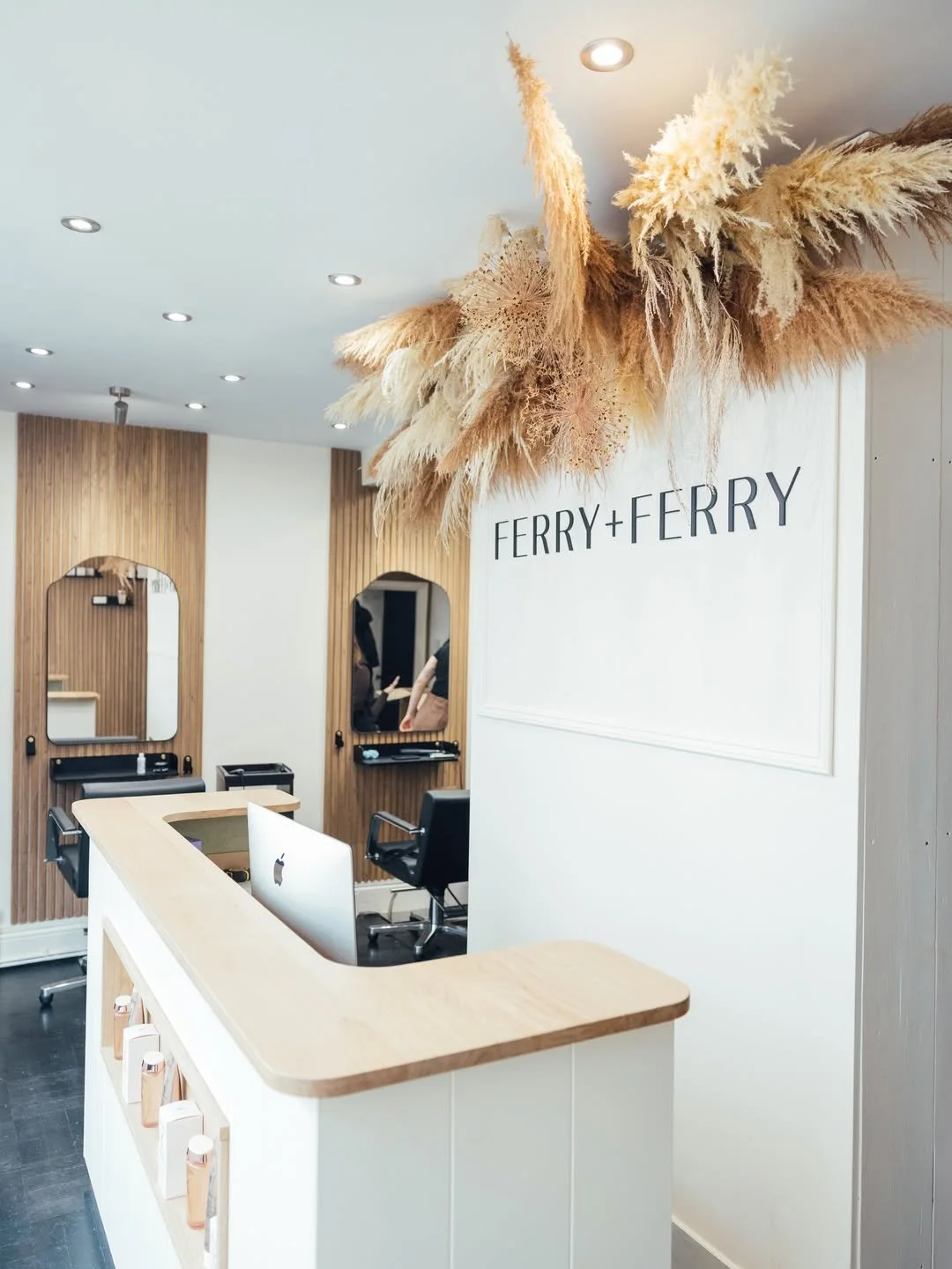 Ferry + Ferry Salon Winchester Dybles Estate Agent 2.jpg