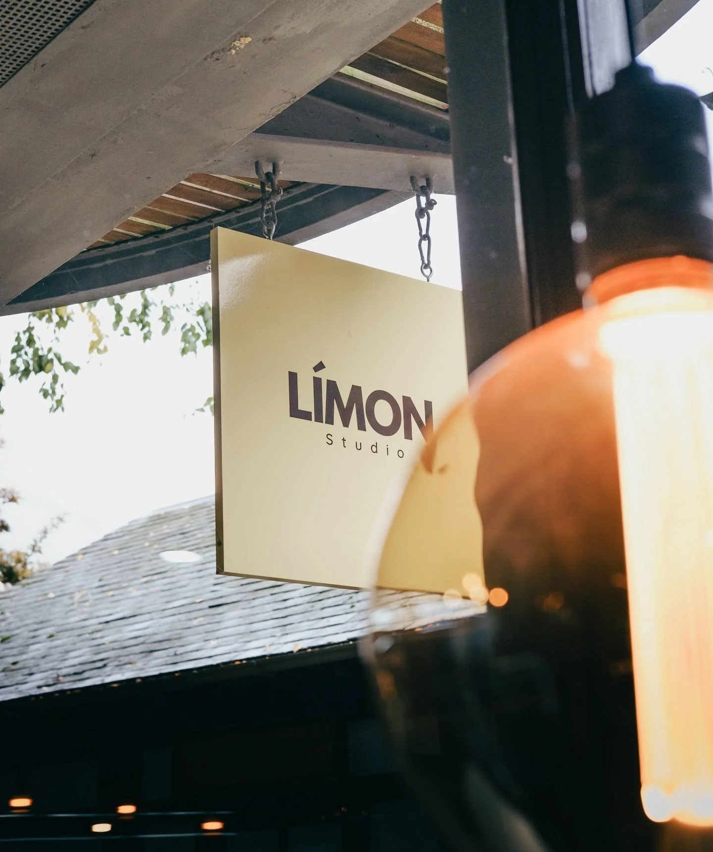 Limon Studio Hair Barbers Winchester Dybles Estate Agent 1.jpg