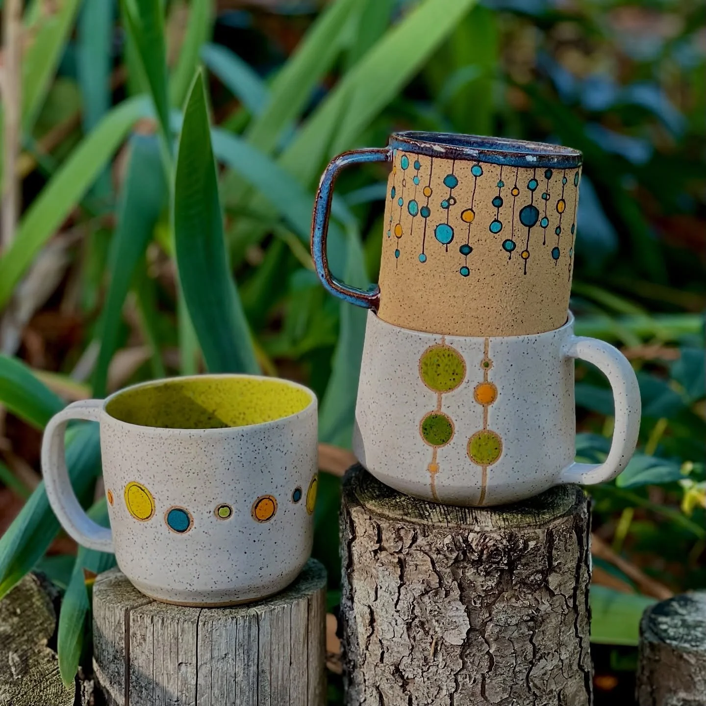These beauties and a whole lot more will be at Crow Fest one week from today in downtown Bothell!
.
.
.
.
.
@makinglocalmarkets #CrowFest #Pottery #InstaPottery #PotteryArtist #StudioPotter #SmallBatchPottery #StuffedStudio
