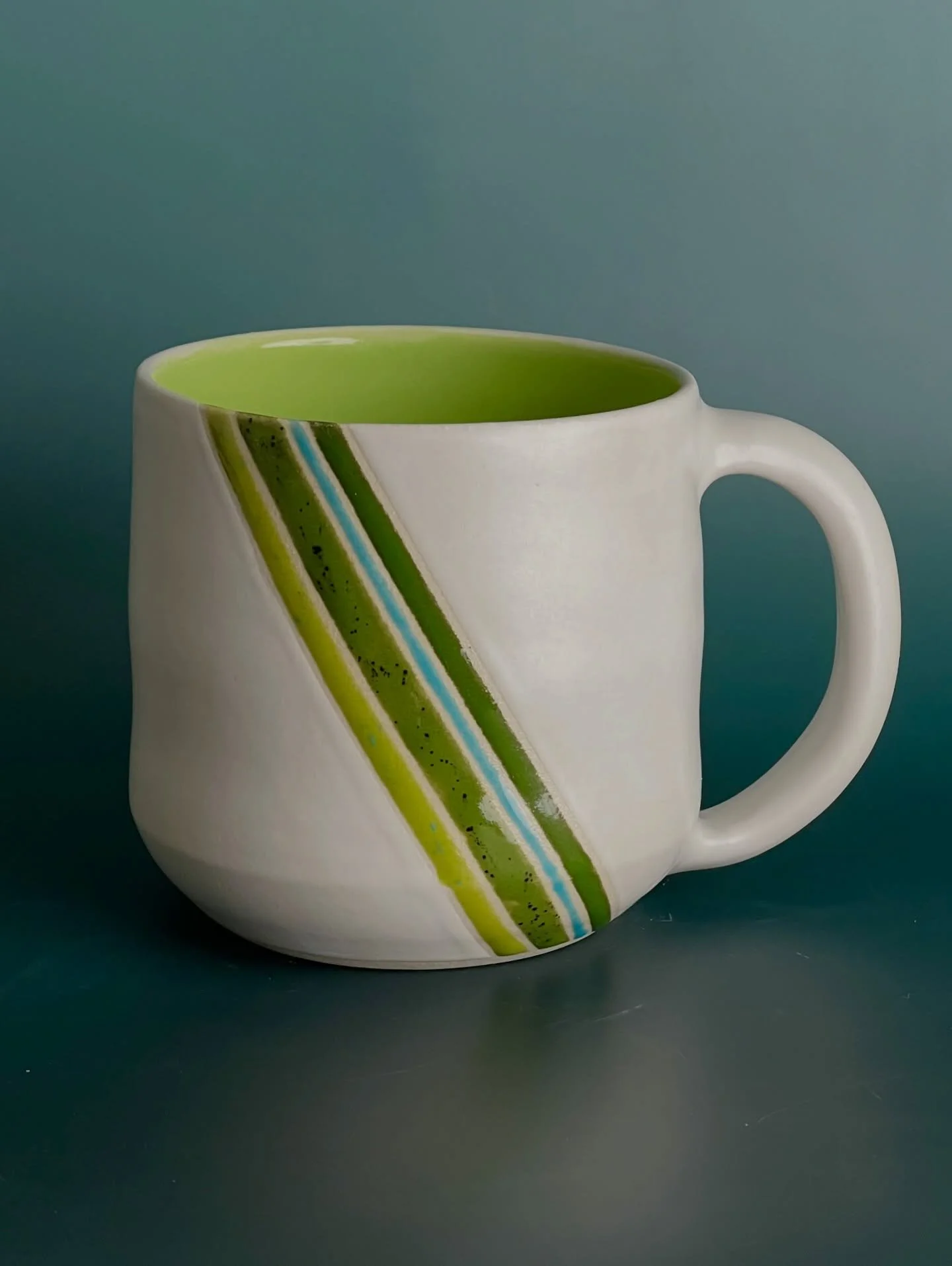 Happy St. Patrick&rsquo;s Day Everyone! 🌈☘️🎩

#stpatricksday #green #rainbow #pottery #stuffedstudio