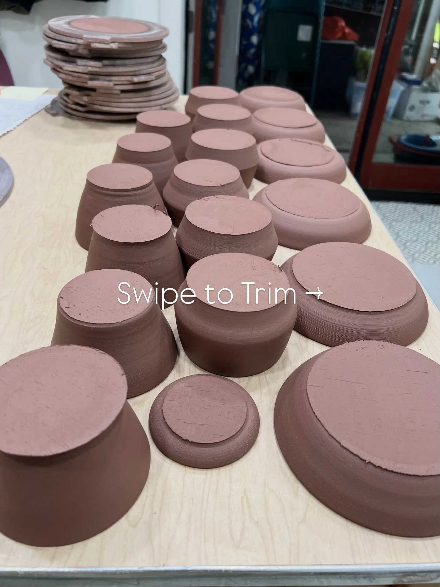 Before and After
Ahhh&hellip; I love a trimmed bottom. 

#trimming #beforeandafter #smallbatchpottery #pottery #stuffedstudio