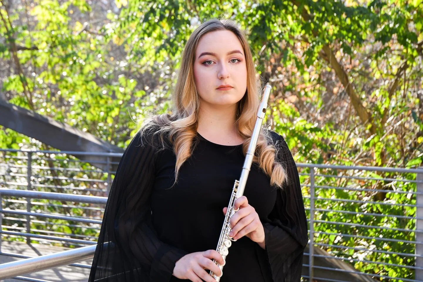 beautiful shoot w/ sarah 🤍 it was so so much fun playing around with photographing during this time of day with so much light! 💫

sarah was a superstar, especially as we jammed out to THE legendary britney spears! 💛✨ slide all the way through for 