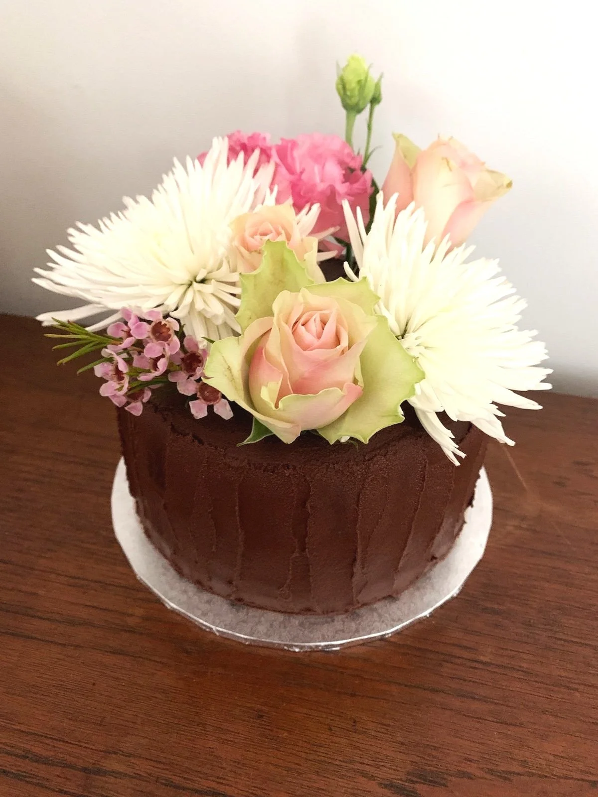 choc hazelnut ganache vegan cake