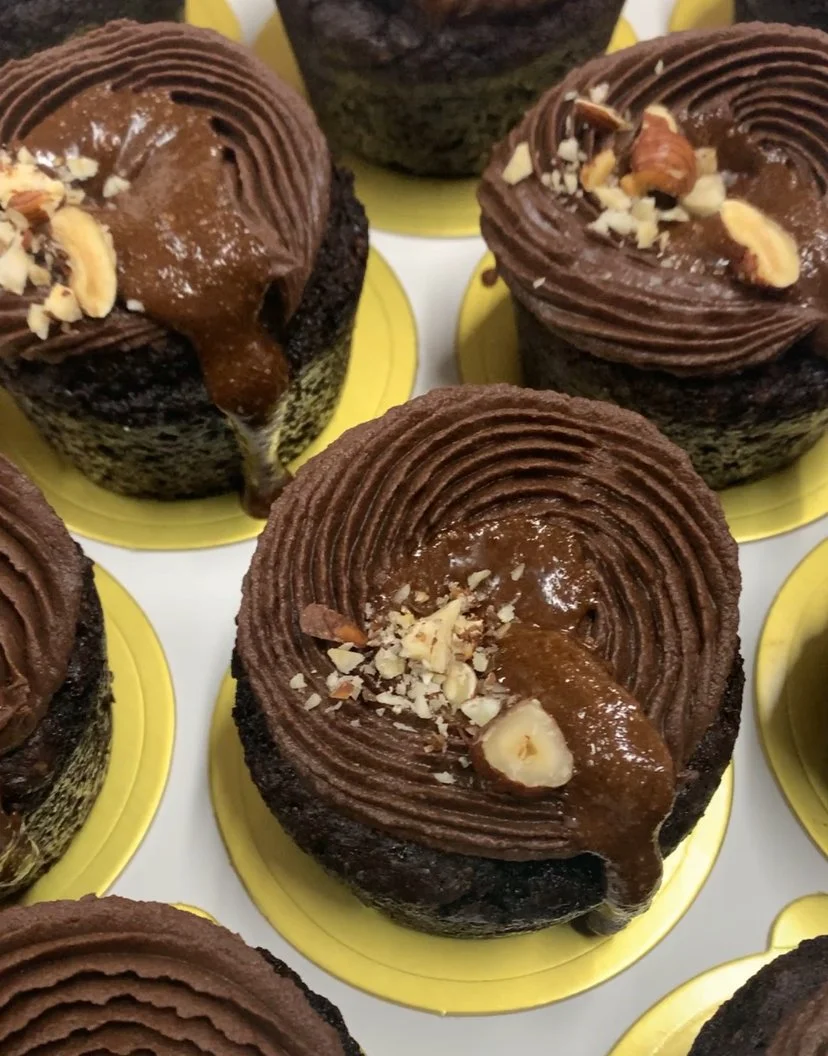 6 x CHOCOLATE NOTELLA CAKES (vegan)