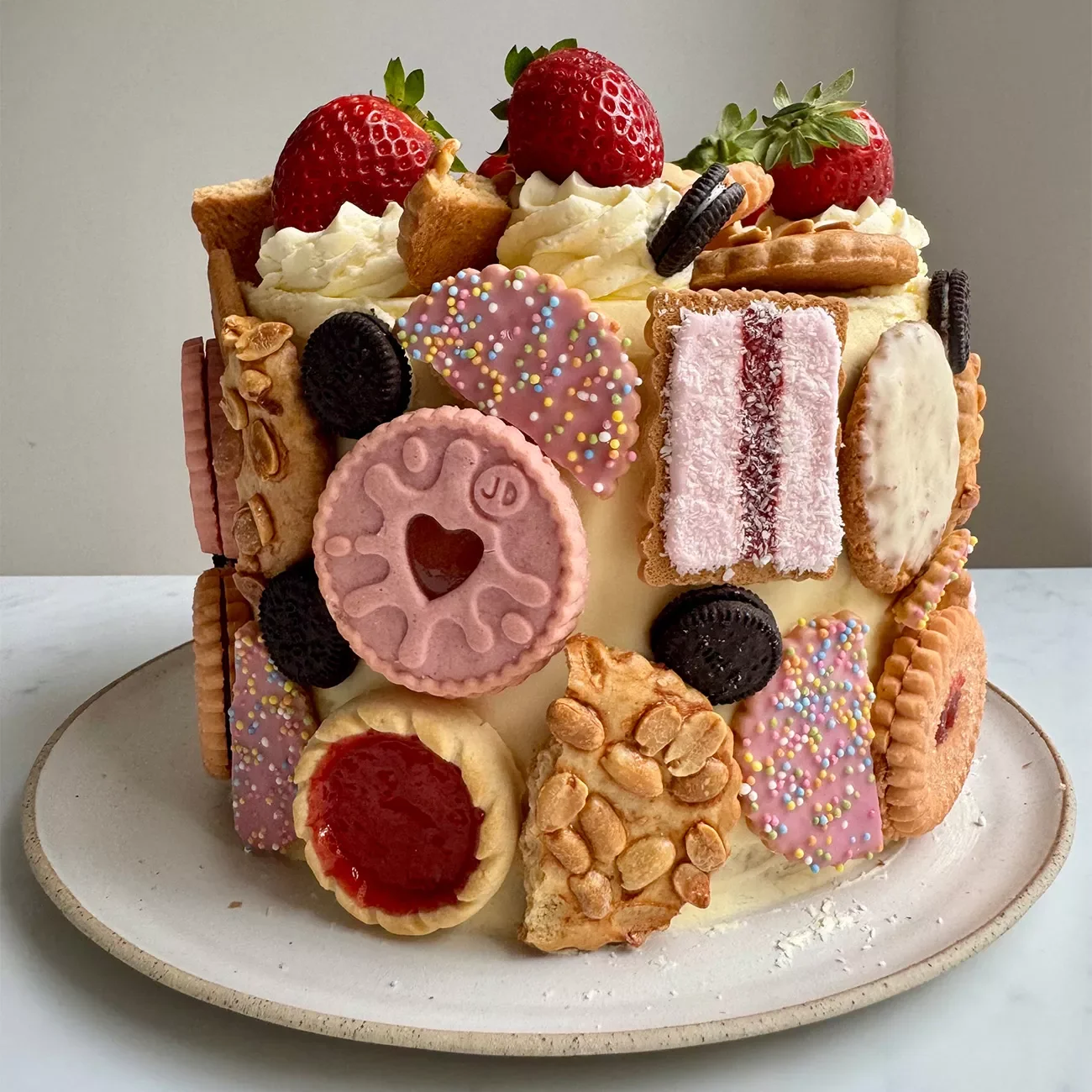 Woolworths' Biscuit Tin Cake
