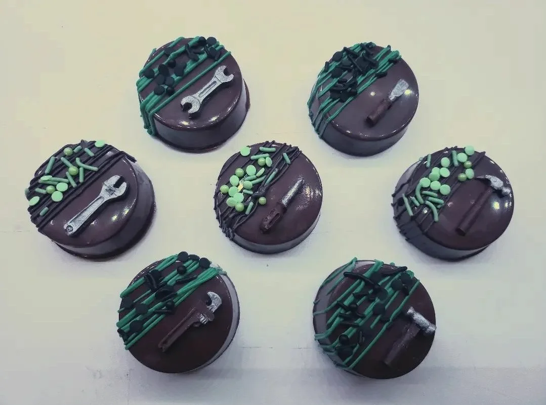 Mechanic Mega Stuffed Oreos.jpg