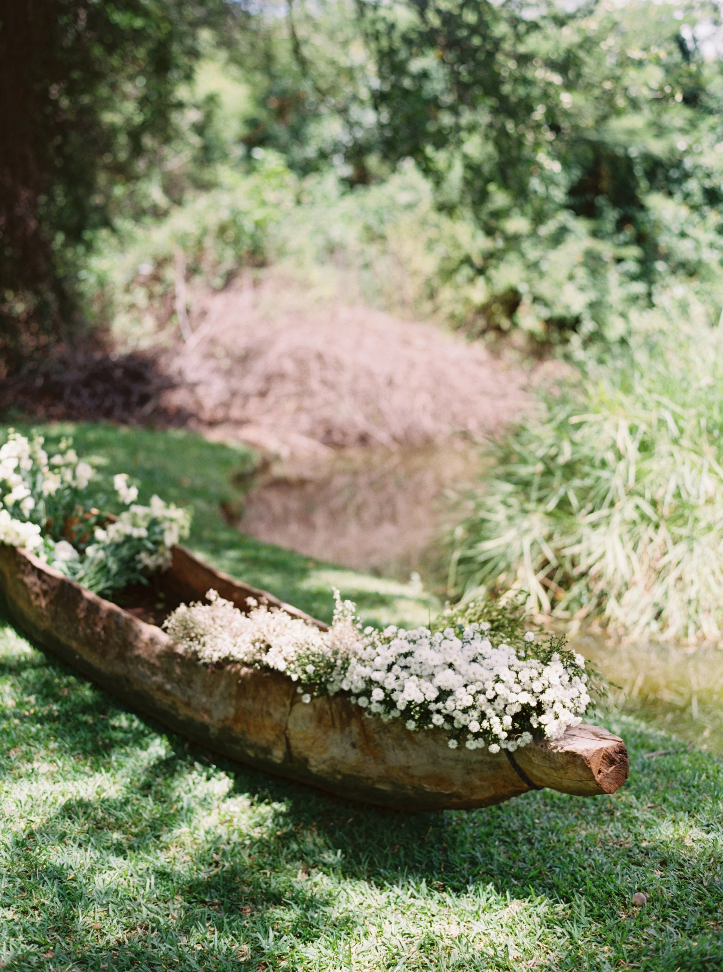 Outdoor Vibrant Wedding at Boutique Resort in Zambia