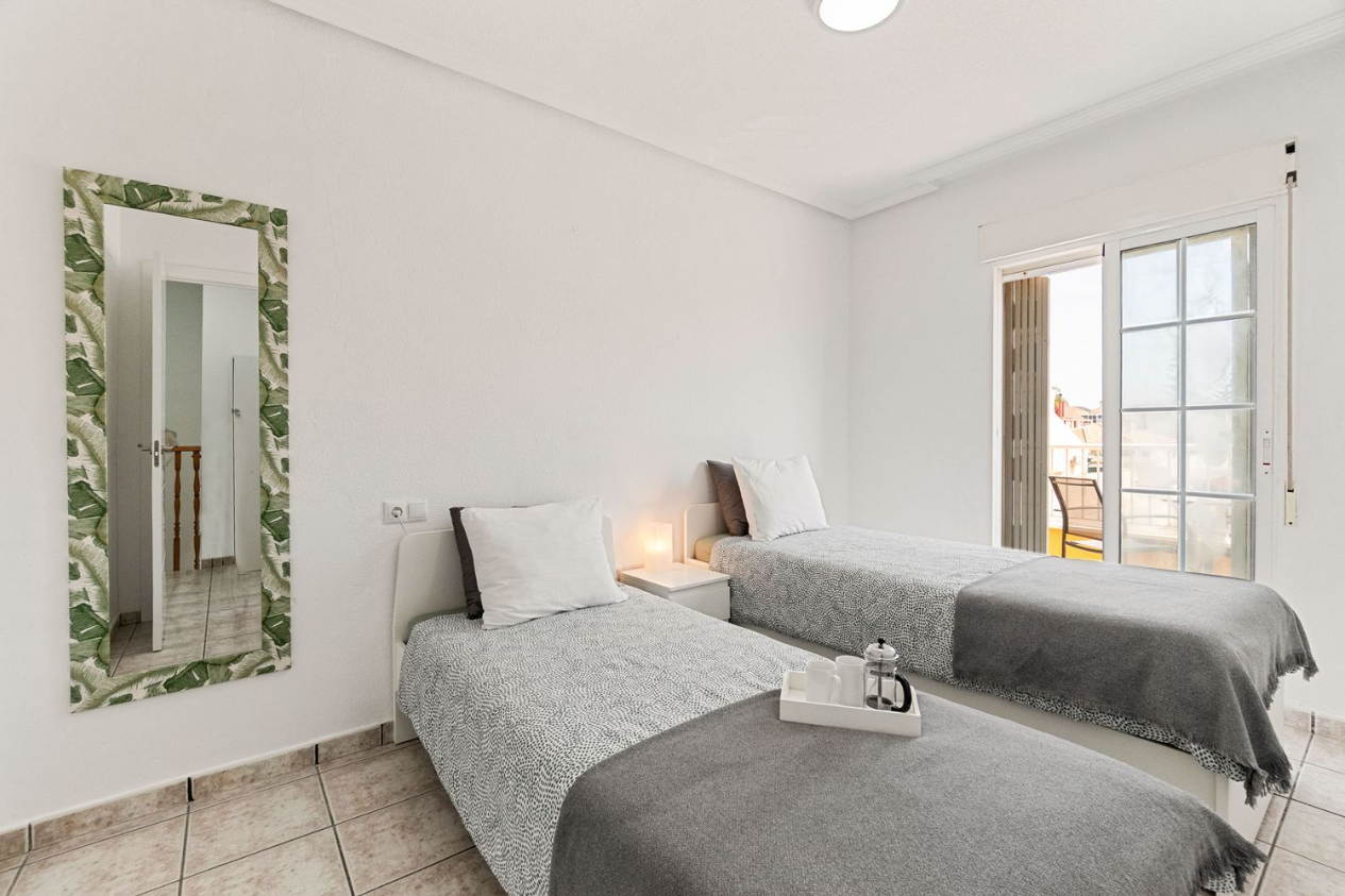 Bedroom 2.png