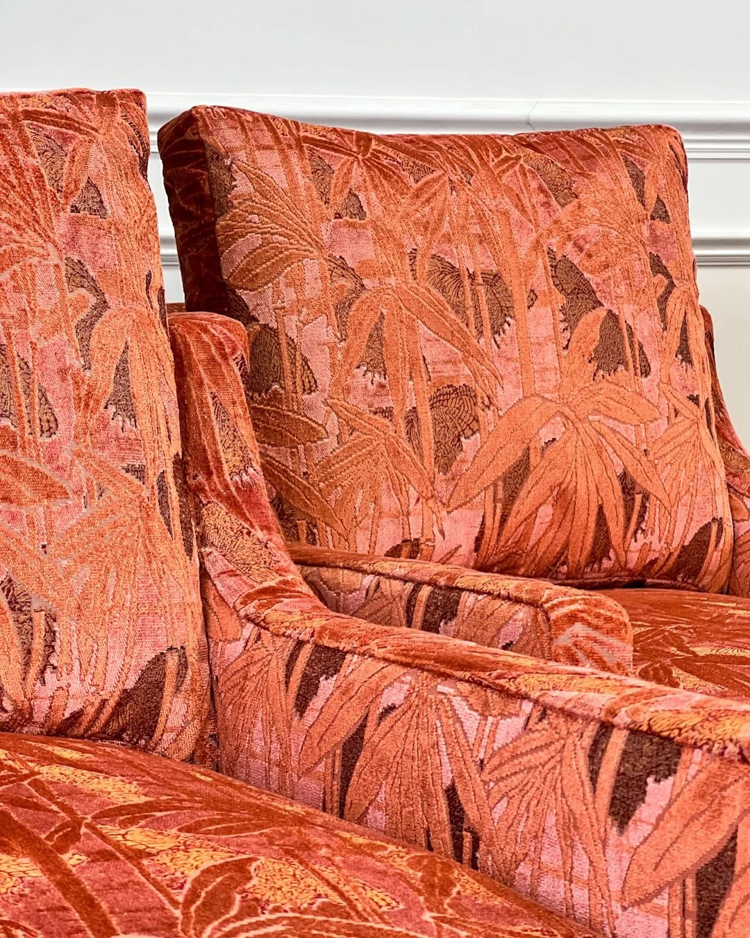 The Hamilton armchair&hellip;

Its clean, tailored lines allow the beautiful patterned fabric to take centre stage, while bespoke triple ring-turned legs in a medium walnut finish add a classic finishing touch

A perfect balance of bold fabric and ti