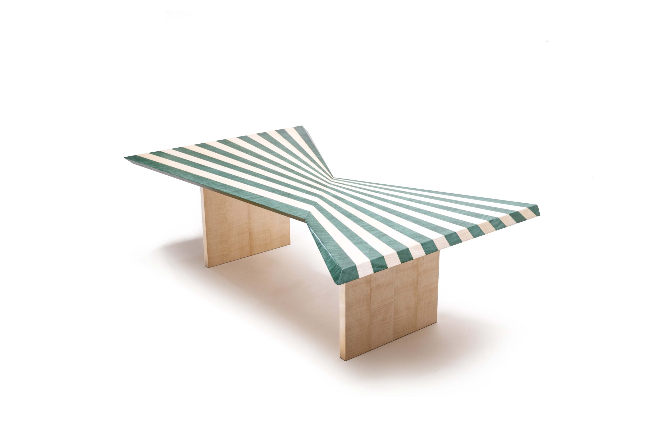 table illusion optique alternance essence clair et vert foret réalisée par Martin Jouanneteau