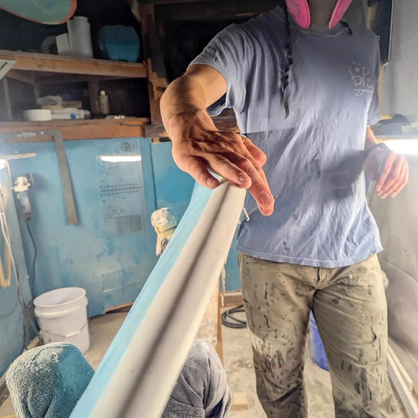 The shop is heating up quick today! Finishing up some larger boards perfect for summer waves