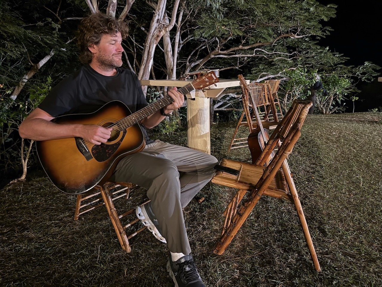 maxandhailey_travel_fiji-turtle-islands-yasawa-islands-blue-lagoon-bula - 11.jpeg