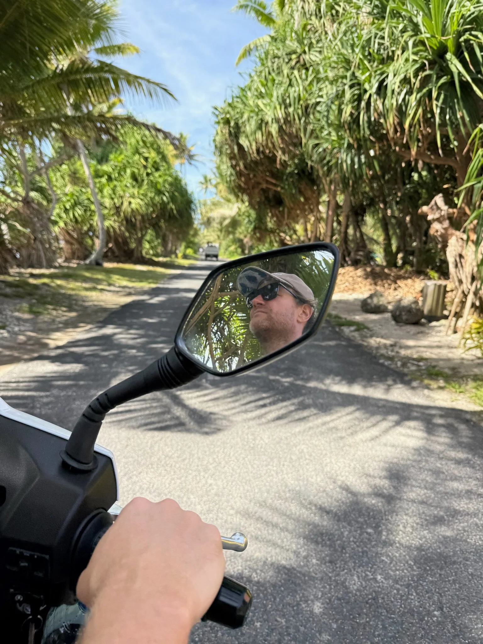 maxandhailey_travel_tuvalu - 25.jpeg