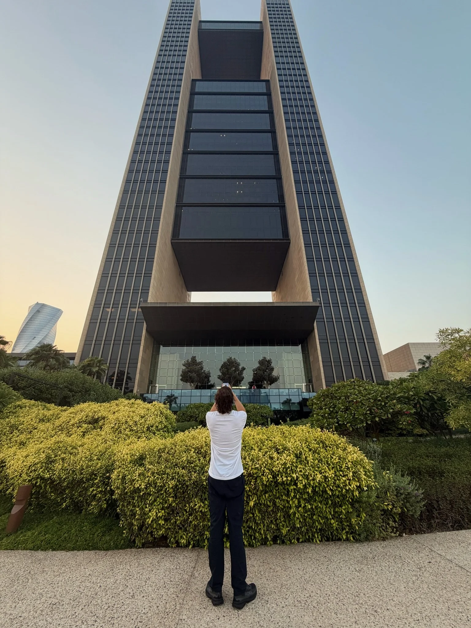 maxandhailey-travel_bahrain - 5.jpeg