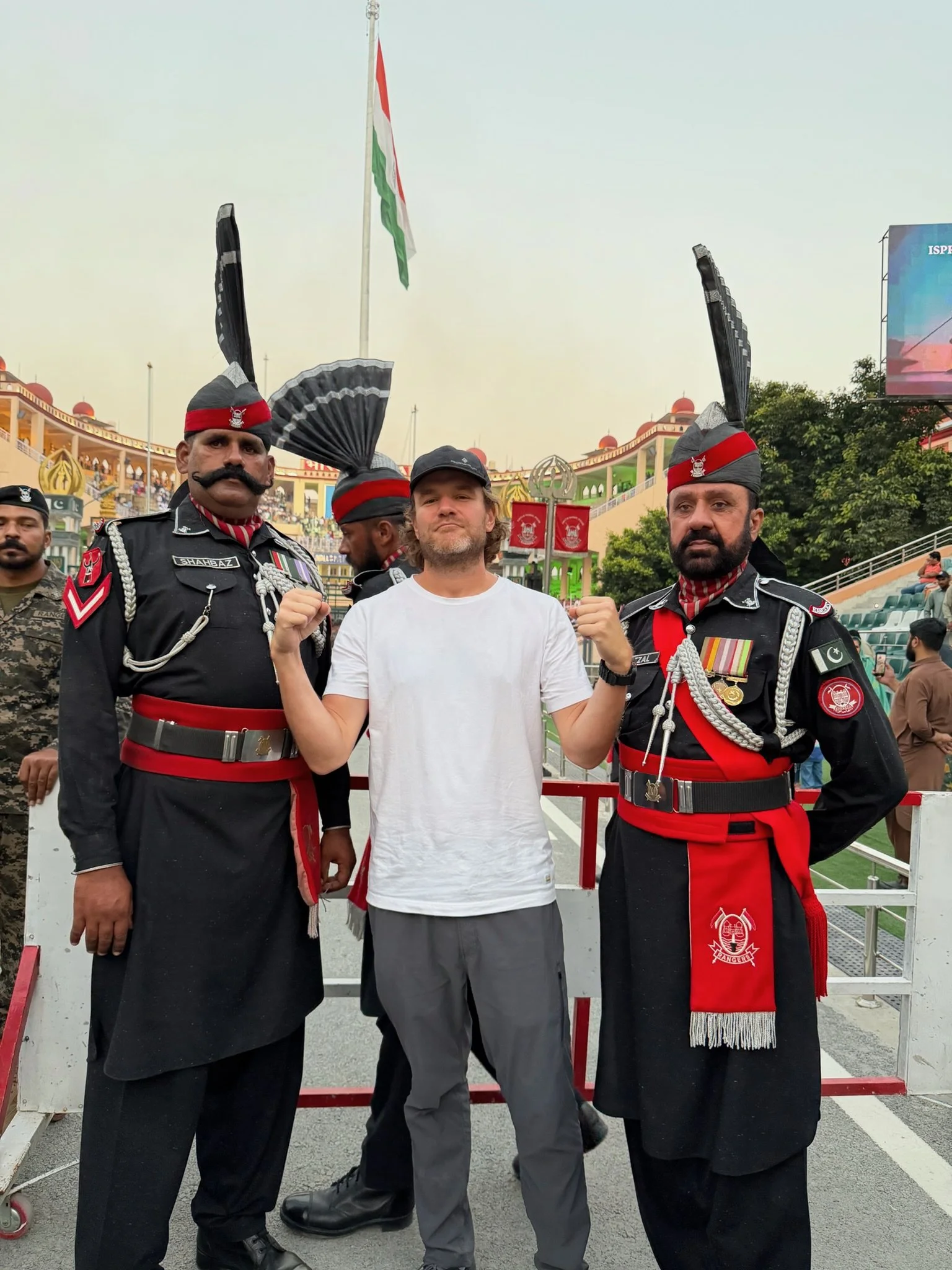 maxandhailey-travel_pakistan-lahore-salt-mines - 29.jpeg