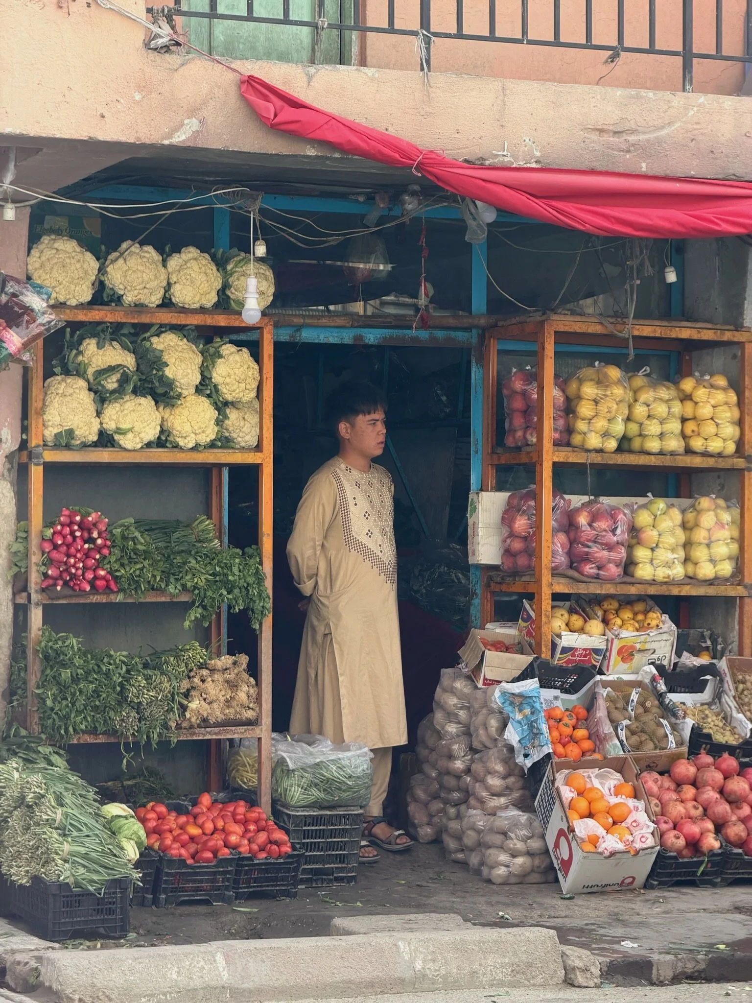 maxandhailey-travel_Afghanistan-bamian-valley-kabul - 4.jpeg