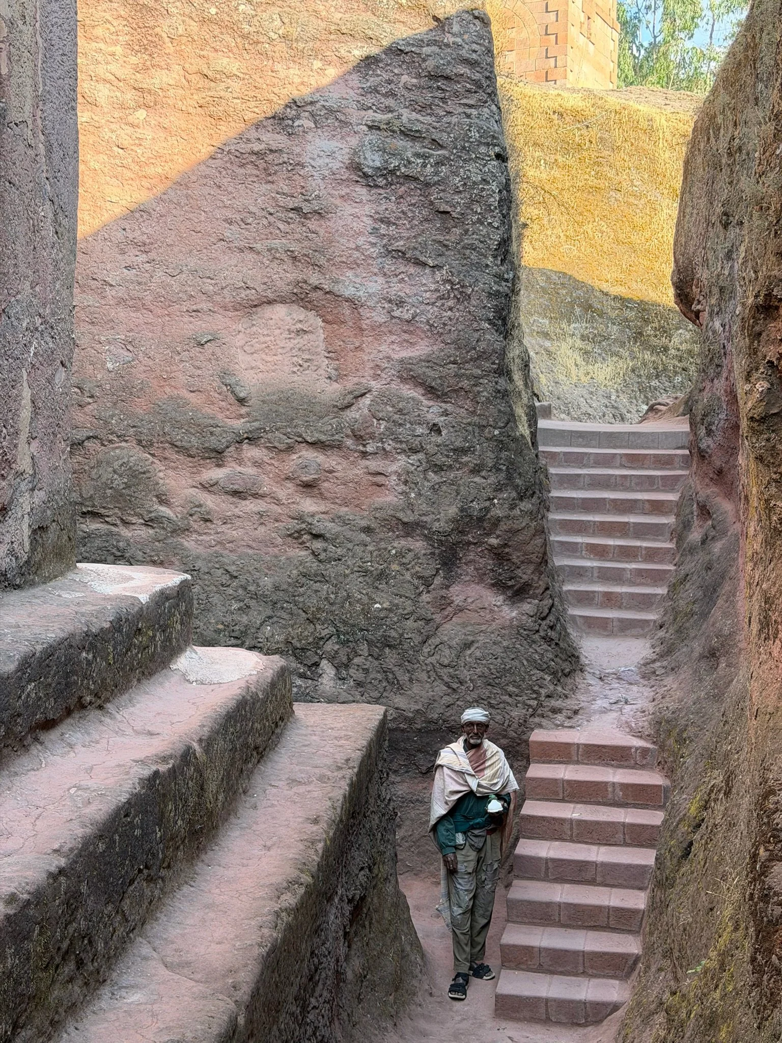 maxandhailey_travel-ethiopia-lalibella-axum-gondar-timket-ephiphany - 51.jpeg