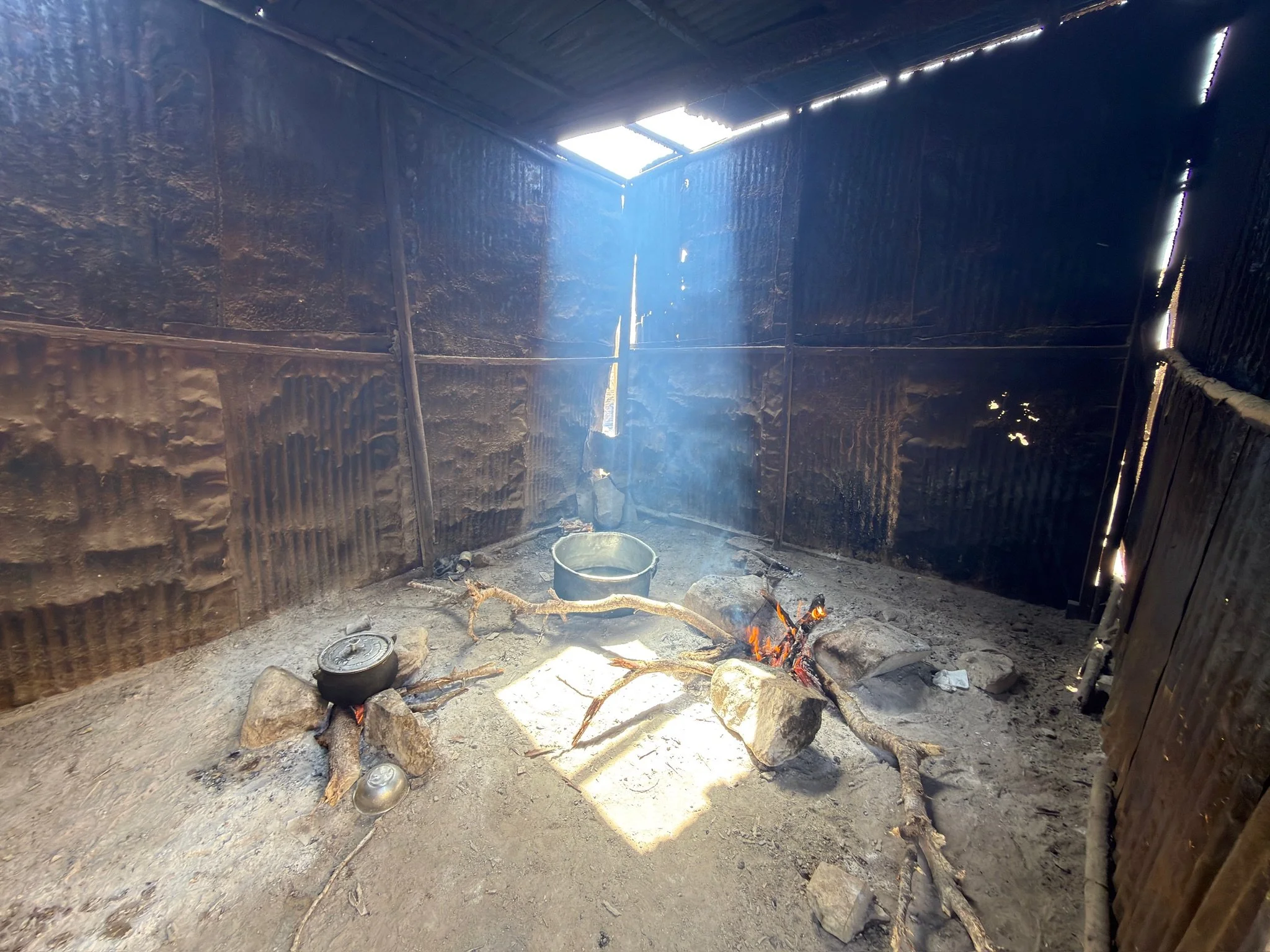 maxandhailey_travel-somaliland-hargeisa-berbera-landers - 22.jpeg